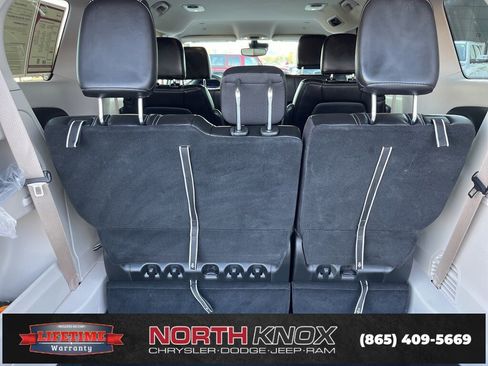 Used 2024 Chrysler Pacifica Touring-L image 20