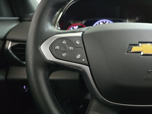 Used 2023 Chevrolet Traverse High Country AWD/4WD image 17