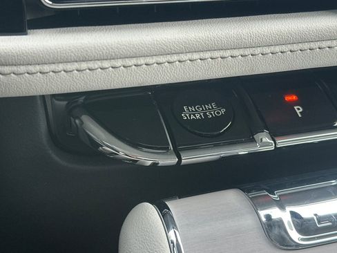 New 2026 Lincoln Aviator Reserve w/ Jet Appearance Package RWD image 22