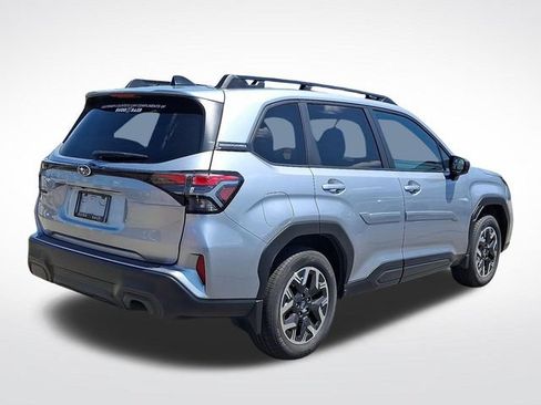 Used 2026 Subaru Forester Premium AWD/4WD image 6