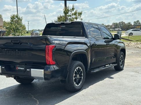 Used 2022 Toyota Tundra SR5 image 7