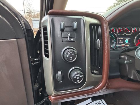 Used 2016 Chevrolet Silverado 1500 High Country image 7