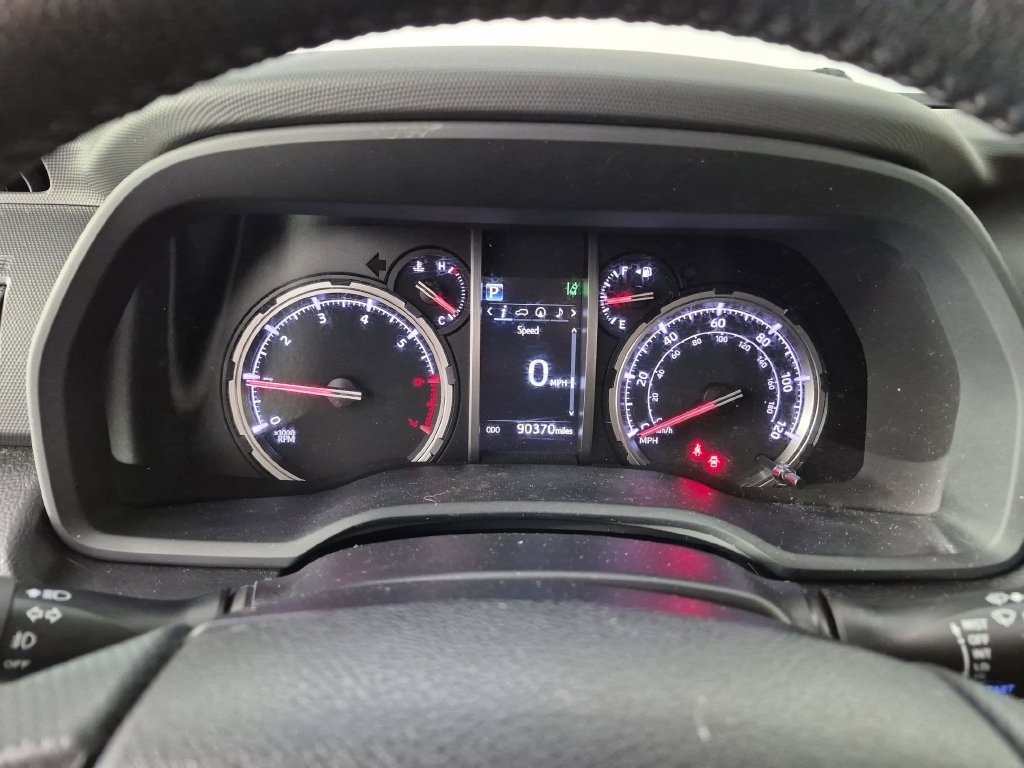 Used 2023 Toyota 4Runner TRD Off-Road Premium w/ Moonroof Package AWD/4WD image 21