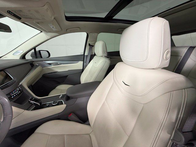 Used 2024 Cadillac XT5 Premium Luxury FWD image 17