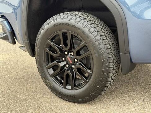 New 2026 GMC Sierra 1500 Elevation w/ Preferred Package image 12