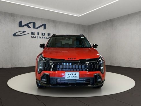 New 2026 Kia Sportage X-Line w/ X-Line Technology Package image 2