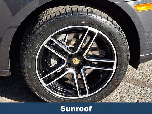 Used 2021 Porsche Macan S image 10