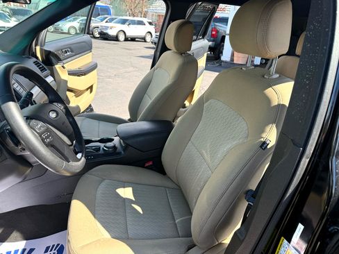 Used 2016 Ford Explorer Base 4WD image 18