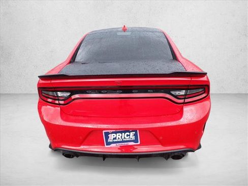 Used 2022 Dodge Charger R/T w/ Blacktop Package RWD image 3