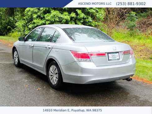 Used 2012 Honda Accord LX image 3
