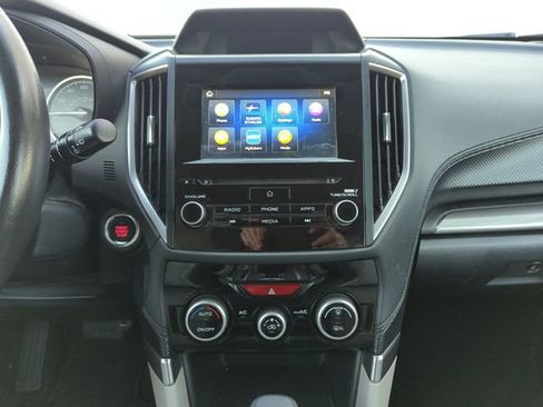 Used 2022 Subaru Forester Premium image 24