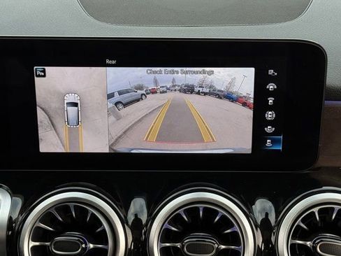 Used 2023 Mercedes-Benz GLB 250 GLB 250 image 18