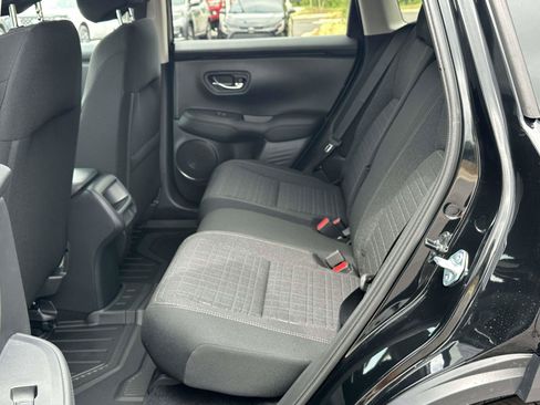 New 2027 Honda HR-V LX image 9