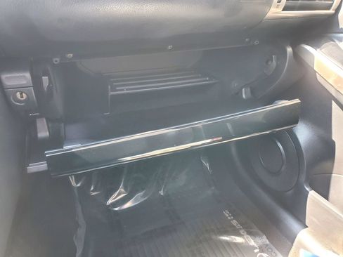 Used 2016 Lexus IS 200t RWD image 27