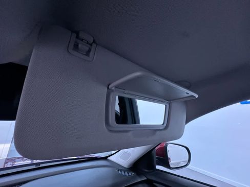 Used 2021 Chevrolet TrailBlazer LT image 34