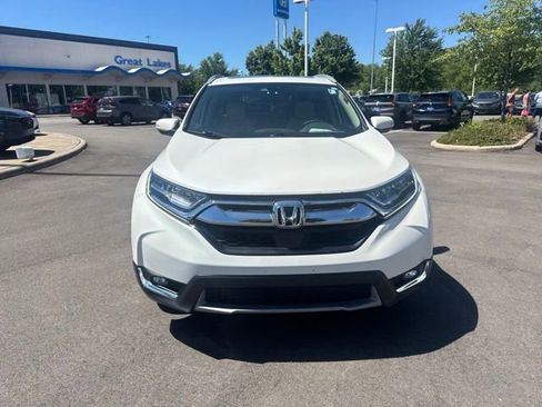 Used 2017 Honda CR-V Touring image 3