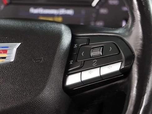Used 2023 Cadillac XT4 Premium Luxury w/ Cold Weather Package FWD image 14