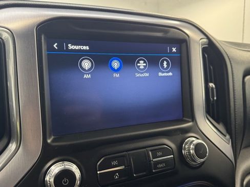 Used 2020 GMC Sierra 1500 SLE w/ Preferred Package image 22