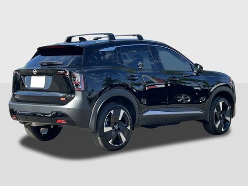 New 2026 Nissan Kicks SR FWD image 4