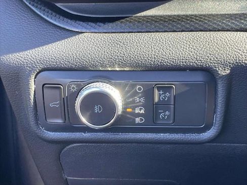 Used 2022 Ford Explorer ST-Line w/ Class IV Trailer Tow Package image 18