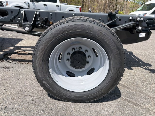 New 2026 Ford F550 4x4 Regular Cab Super Duty image 15
