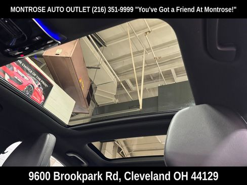 Used 2023 Mercedes-Benz C 300 4MATIC Sedan image 29