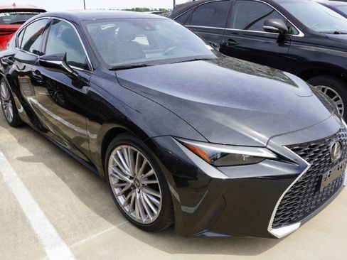 Certified 2023 Lexus IS 300 w/ Premium Package image 2