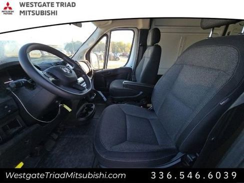 Used 2023 RAM ProMaster 2500 image 7