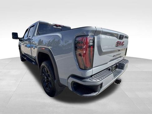 Used 2024 GMC Sierra 2500 AT4 w/ AT4 Premium Plus Package AWD/4WD image 14