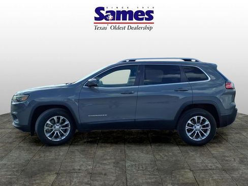 Used 2020 Jeep Cherokee Latitude Plus image 4