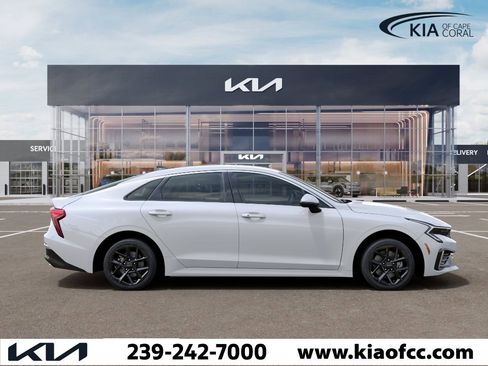 New 2026 Kia K5 LXS FWD image 7