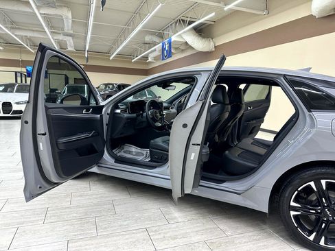 Used 2023 Kia K5 GT-Line w/ GT-Line Premium Package image 13