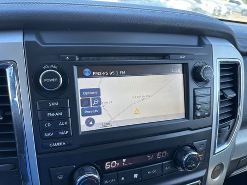 Used 2017 Nissan Titan PRO-4X image 18