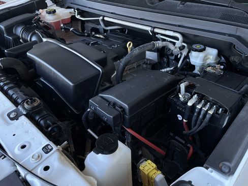 Used 2016 Chevrolet Colorado W/T w/ WT Convenience Package image 11