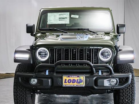 New 2023 Jeep Wrangler Unlimited Rubicon 4xe image 32