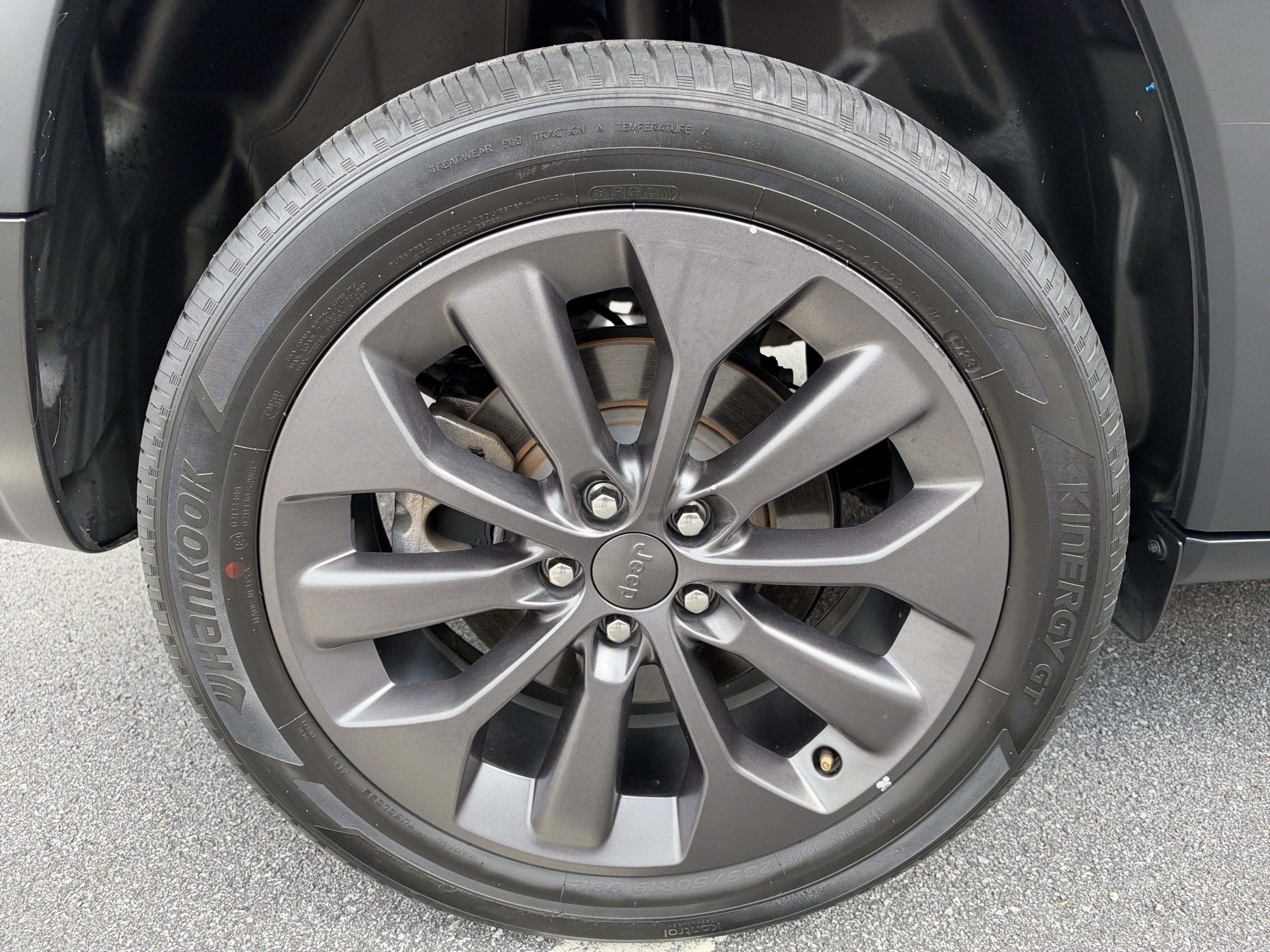 Used 2021 Jeep Cherokee Latitude Lux 80th Anniv w/ Quick Order Package 26U 80TH FWD image 21