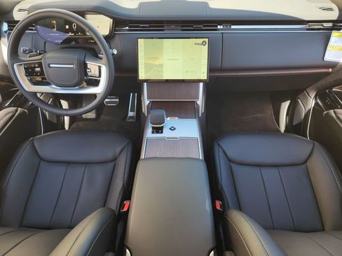 New 2026 Land Rover Range Rover SE image 19