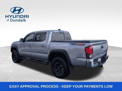 Used 2019 Toyota Tacoma TRD Off-Road AWD/4WD image 3