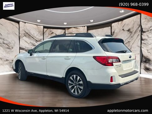 Used 2017 Subaru Outback 2.5i Limited AWD/4WD image 4
