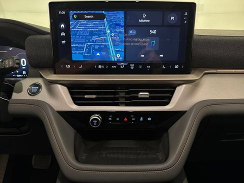 New 2026 Ford Explorer Active RWD image 32