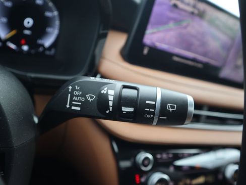 Used 2025 INFINITI QX60 Sensory w/ Vision Package image 22