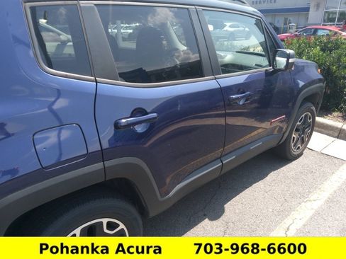 Used 2016 Jeep Renegade Trailhawk AWD/4WD image 5