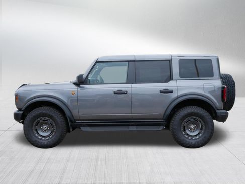 Used 2025 Ford Bronco Badlands w/ Sasquatch Package AWD/4WD image 4