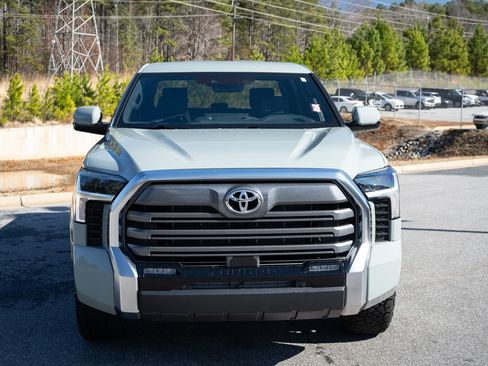 Used 2025 Toyota Tundra Limited image 2