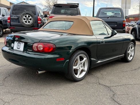 Used 2001 MAZDA MX-5 Miata LS image 16