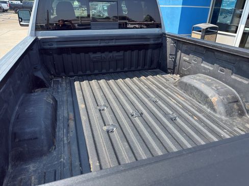 Used 2025 GMC Sierra 3500 AT4 w/ AT4 Premium Plus Package AWD/4WD image 8