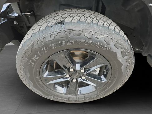 Used 2023 Jeep Wrangler Unlimited Sahara AWD/4WD image 33