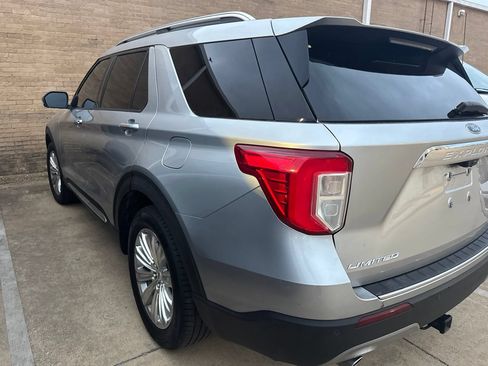 Used 2020 Ford Explorer Limited AWD/4WD image 6