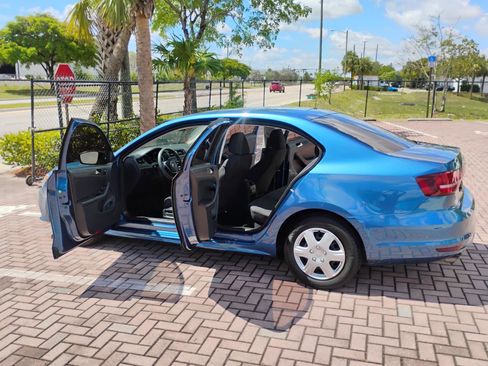 Used 2016 Volkswagen Jetta S FWD image 19