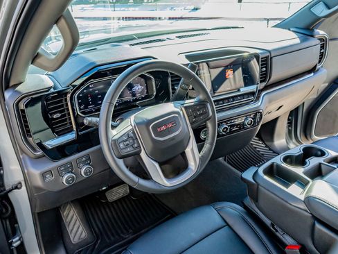 Used 2024 GMC Sierra 1500 Elevation w/ X31 Off-Road Package image 15